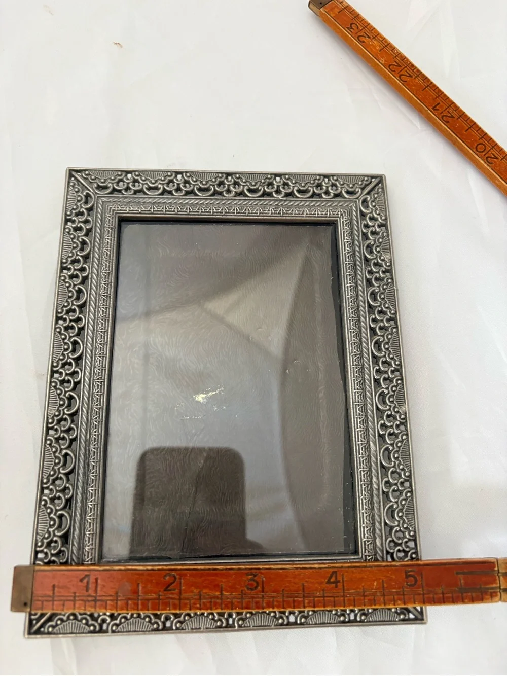 Downing Street an Unbranded Elegant Silver Plated Decorative Picture Frame Pair